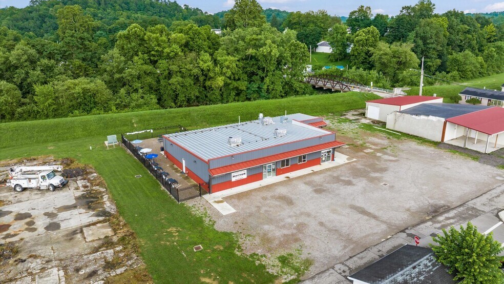 34 Potters Ln, Roseville, OH à vendre - Photo de l’immeuble – Image 3 sur 53