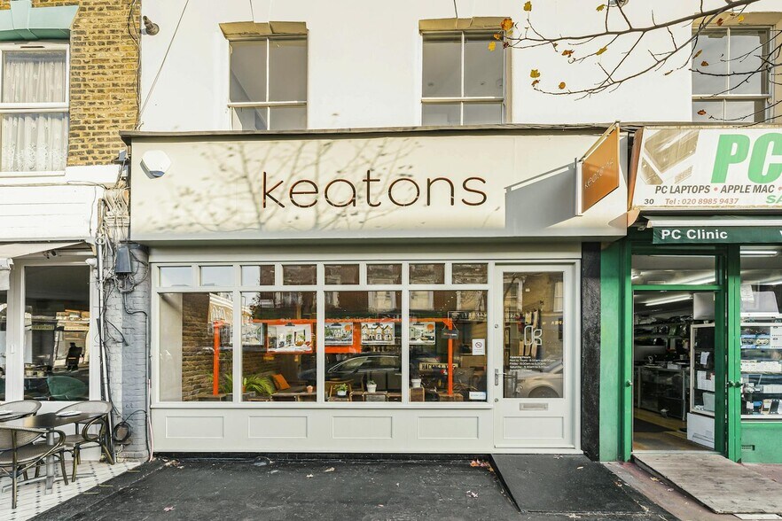 32 Chatsworth Rd, Londres à vendre - Photo de l’immeuble – Image 2 sur 21