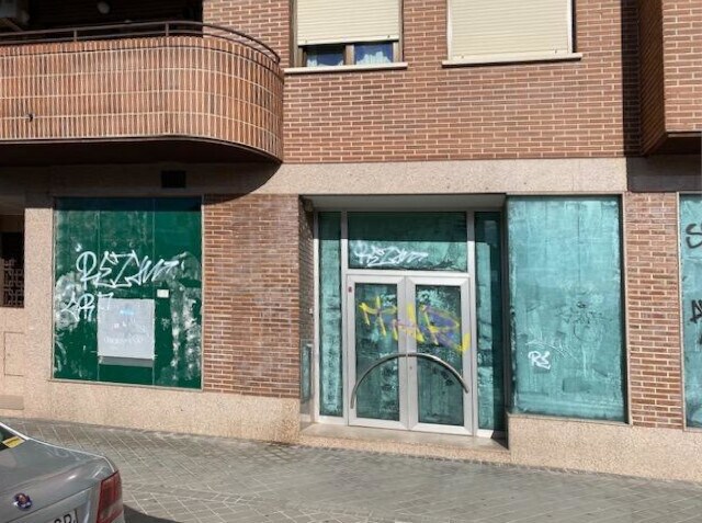 Local commercial dans Leganés, Madrid à louer - Photo de l’immeuble – Image 3 sur 6