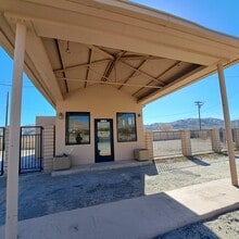 51607 29 Palms Hwy, Morongo Valley, CA à louer Photo intérieure– Image 2 sur 8