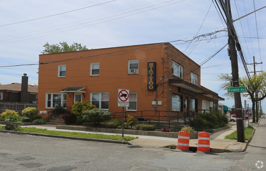 3203-3205 Lawson Blvd, Oceanside, NY à louer - Photo de l’immeuble – Image 2 sur 2