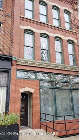 318 Penn Ave, Scranton, PA à vendre - Photo de l’immeuble – Image 3 sur 76