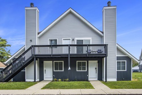 2050 Inverway Ct, Kalamazoo, MI à vendre - Photo principale – Image 1 sur 14