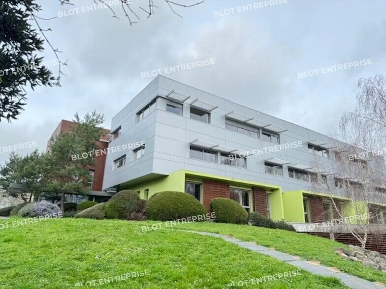 Bureau dans Nantes à louer - Photo de l’immeuble – Image 3 sur 10