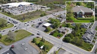Plus de détails pour 328 Bay Rd, Queensbury, NY - Bureau à vendre