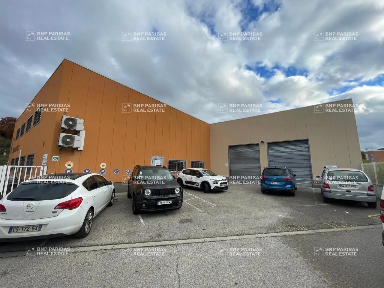 Bureau dans Marseille à louer Photo de l’immeuble– Image 1 sur 11