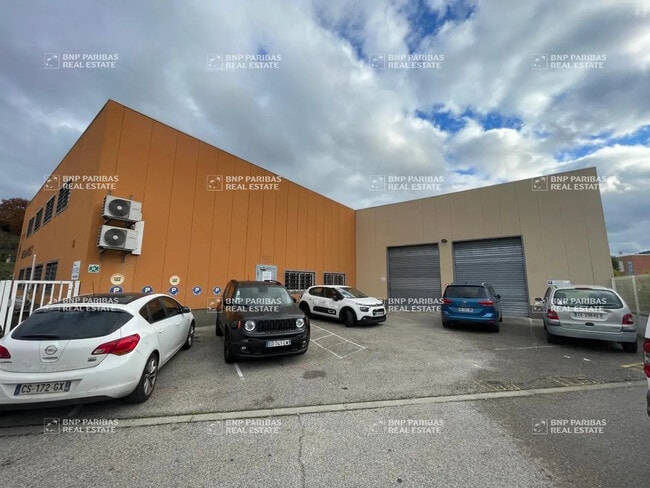 Plus de détails pour Bureau, Local d'activités à louer