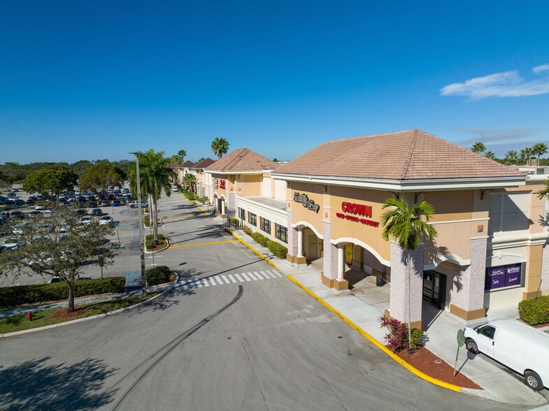 9525-9545 Westview Dr, Coral Springs, FL à louer - Photo de l’immeuble – Image 2 sur 8