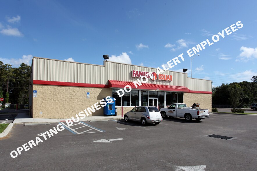 2101 W Hillsborough Ave, Tampa, FL à louer - Photo de l’immeuble – Image 1 sur 5