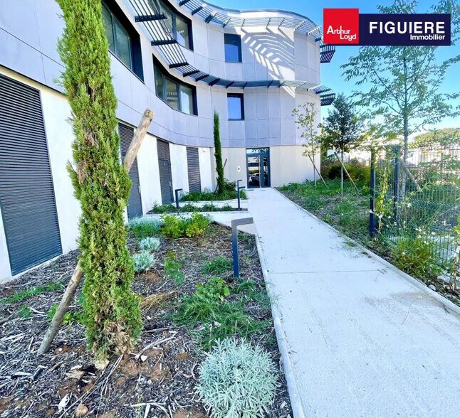 Bureau dans Aix-en-Provence à louer - Photo de l’immeuble – Image 2 sur 20