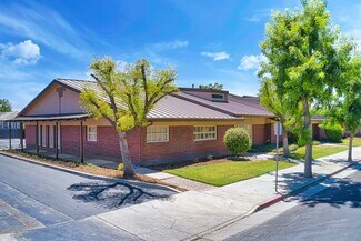 Plus de détails pour 213 Center St, Hanford, CA - Bureau à vendre
