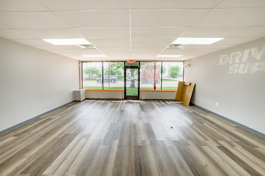 14024 Eureka Rd, Southgate, MI à vendre - Photo de l’immeuble – Image 3 sur 3