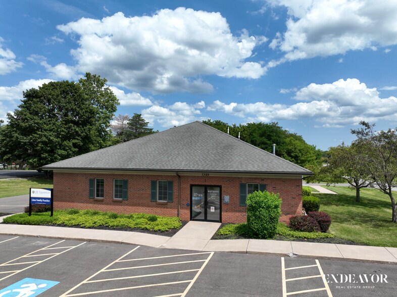 7325 Community Dr, Lima, NY à vendre - Photo de l’immeuble – Image 2 sur 5
