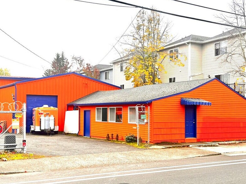 13500 SE Division St, Portland, OR à louer - Photo de l’immeuble – Image 1 sur 1