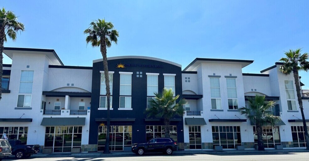 730 Broadway, Chula Vista, CA à vendre - Photo de l’immeuble – Image 2 sur 19