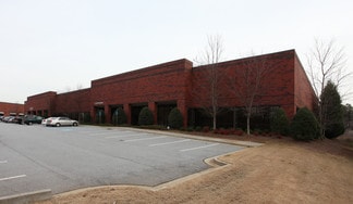 Plus de détails pour 5150 Peachtree Industrial Blvd, Peachtree Corners, GA - Industriel/Logistique à louer