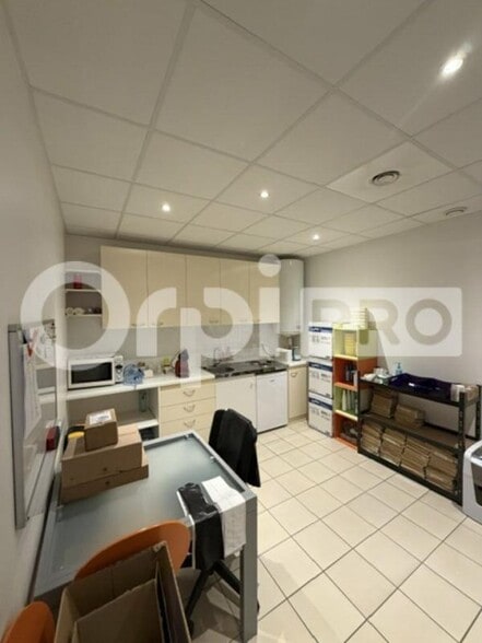 Bureau dans La Rochelle à vendre - Photo intérieure – Image 2 sur 2