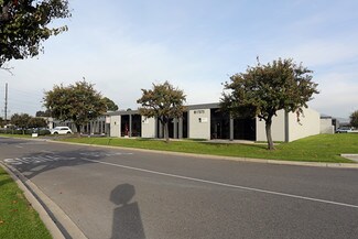 Plus de détails pour 17875 Sky Park Cir, Irvine, CA - Industriel/Logistique à louer