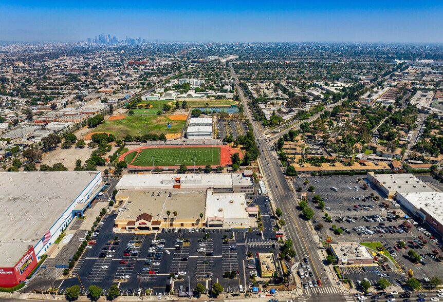 3480-3552 S La Brea Ave, Los Angeles, CA à louer - Photo de l’immeuble – Image 2 sur 8