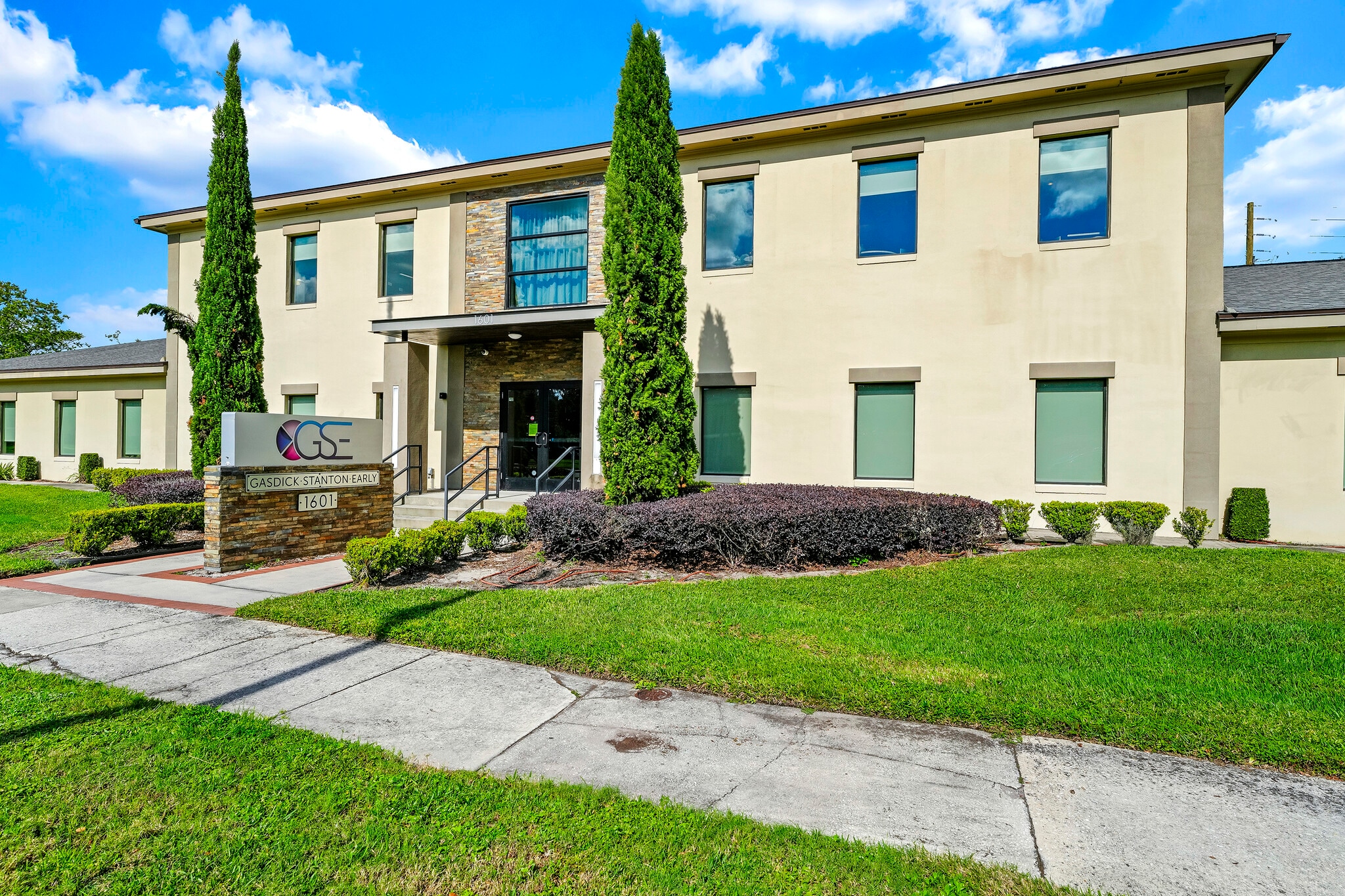 1601 W Colonial Dr, Orlando, FL à vendre Photo principale– Image 1 sur 16