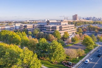 Plus de détails pour 1 Cabot Rd, Medford, MA - Bureau/Médical à louer