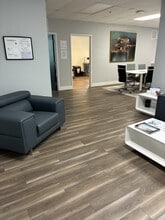 5300-5350 W Hillsboro Blvd, Coconut Creek, FL à louer Photo intérieure– Image 1 sur 4