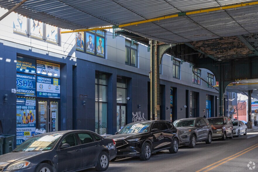 1399 Myrtle Ave, Brooklyn, NY à louer - Photo principale – Image 1 sur 13