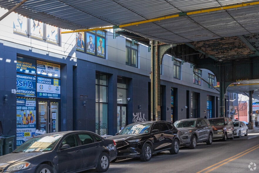 1399 Myrtle Ave, Brooklyn, NY à louer - Photo principale – Image 2 sur 14