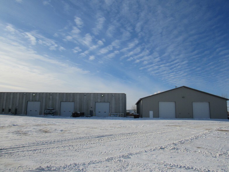 3030 24th Ave S, Moorhead, MN à vendre - Photo de l’immeuble – Image 3 sur 5