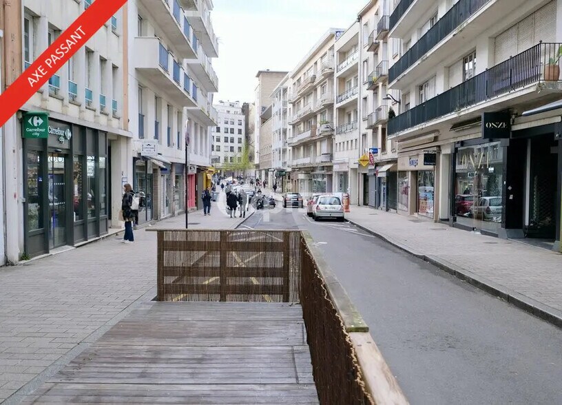 Local commercial dans Nantes à louer - Photo de l’immeuble – Image 3 sur 5