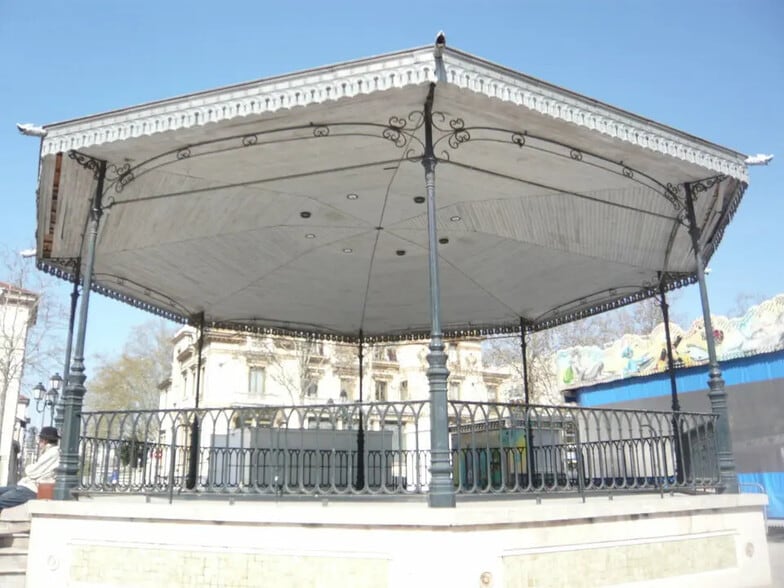 Local commercial dans Lyon à louer - Photo de l’immeuble – Image 3 sur 4