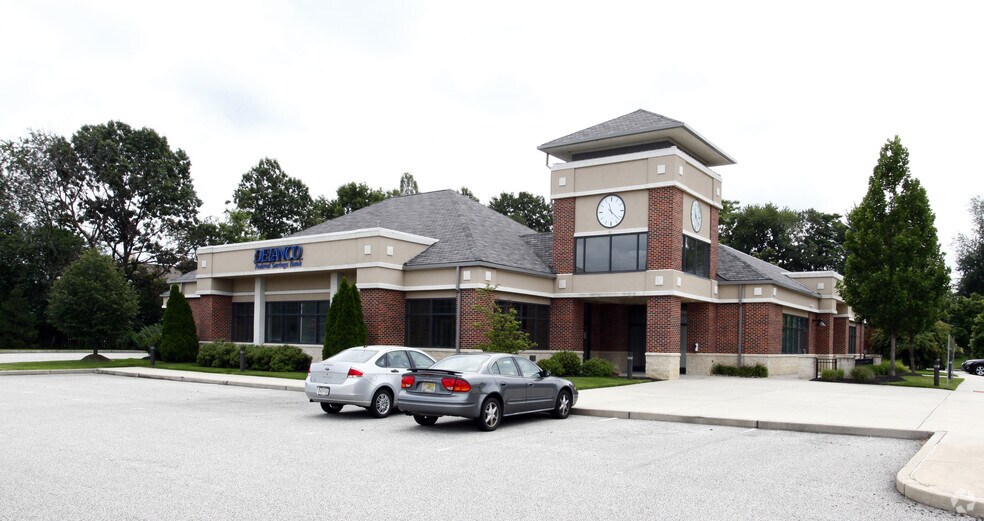 506 Route 130 N, Cinnaminson, NJ à louer - Photo de l’immeuble – Image 1 sur 2
