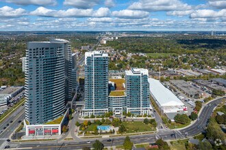 7181 Yonge St, Markham, ON - VUE AÉRIENNE  vue de carte