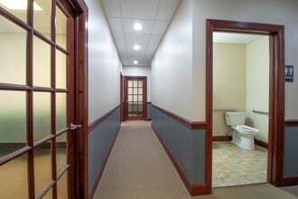 421-481 PENBROOKE Dr, Penfield, NY à louer Photo intérieure– Image 1 sur 17