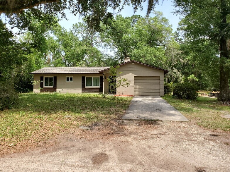 2255 Alafaya Trl, Oviedo, FL à vendre - Photo de l’immeuble – Image 2 sur 17