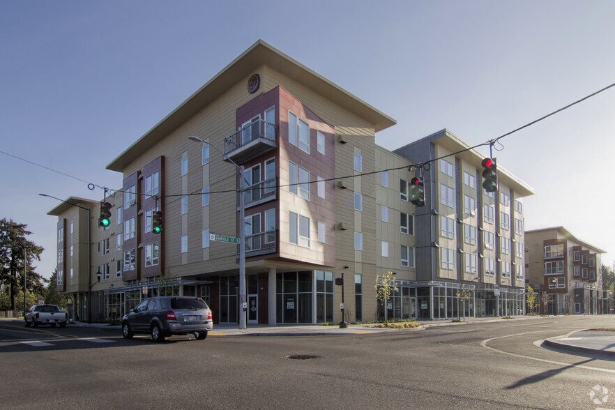 323 Garfield St S, Parkland, WA à louer - Photo de l’immeuble – Image 3 sur 31