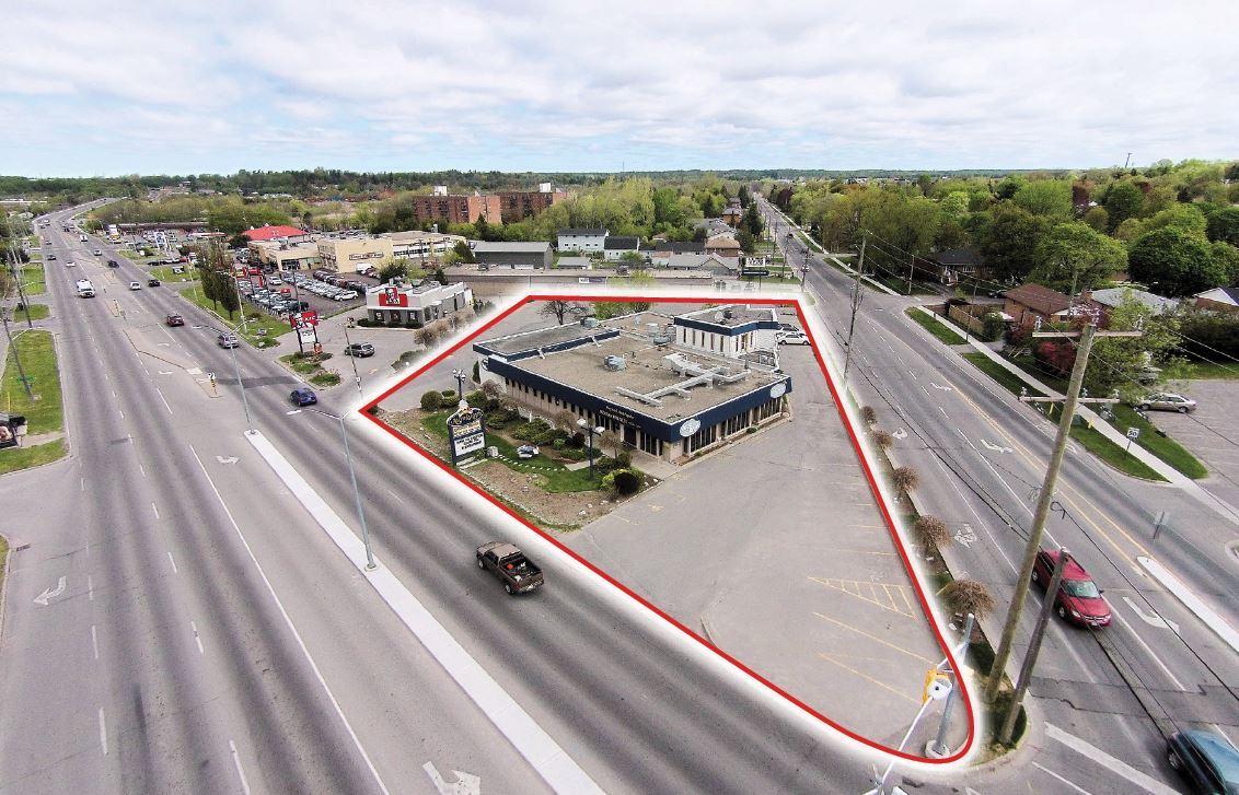 1399 Princess St, Kingston, ON à louer Photo principale– Image 1 sur 2