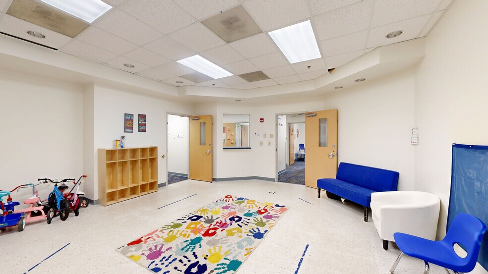 570 Long Point Rd, Mount Pleasant, SC à louer - Numérisation 3D Matterport – Image 2 sur 30