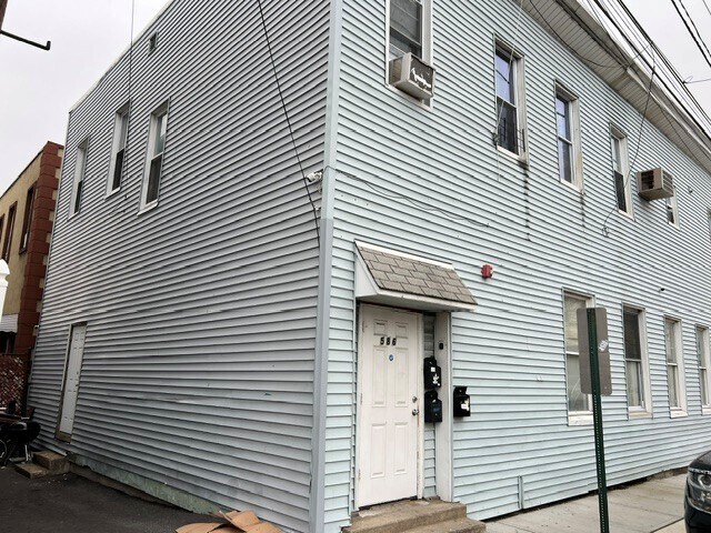 5401 Jackson St, West New York, NJ à vendre - Photo de l’immeuble – Image 3 sur 9