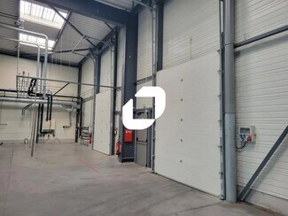 Plus de détails pour Bureau, Local d'activités à louer