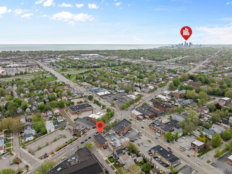 11723 Lorain Ave, Cleveland, OH à vendre - Photo de l’immeuble – Image 3 sur 12