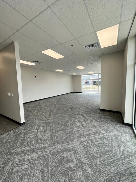 4881 Eagle Blvd, Longmont, CO à louer - Photo de l’immeuble – Image 3 sur 15