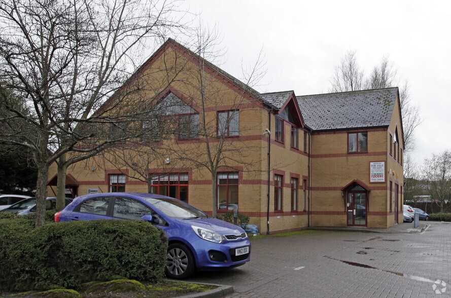 Aston Rd, Bromsgrove à vendre - Photo de l’immeuble – Image 3 sur 3