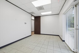 11939 Aldine Westfield Rd, Houston, TX à louer Photo intérieure– Image 2 sur 15
