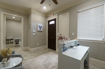 12262 Queenston Blvd, Houston, TX à louer Photo intérieure– Image 2 sur 18