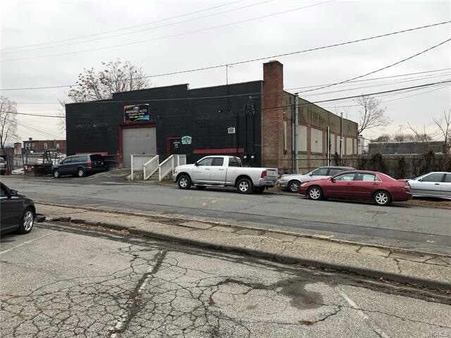 179 Van Ness St, Newburgh, NY à vendre - Photo de l’immeuble – Image 3 sur 5