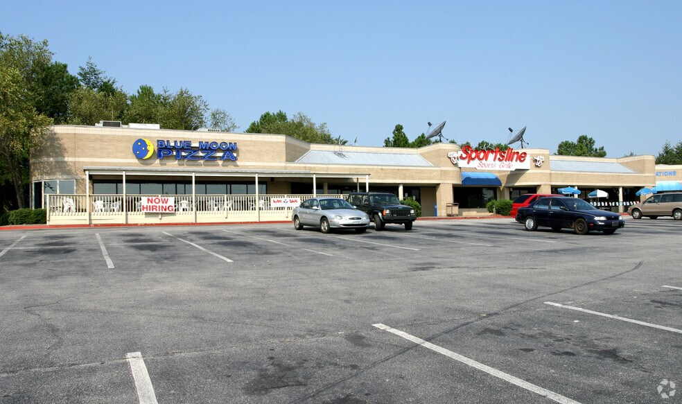 2340-2359 SE Windy Hill Rd, Marietta, GA à louer - Photo de l’immeuble – Image 3 sur 7