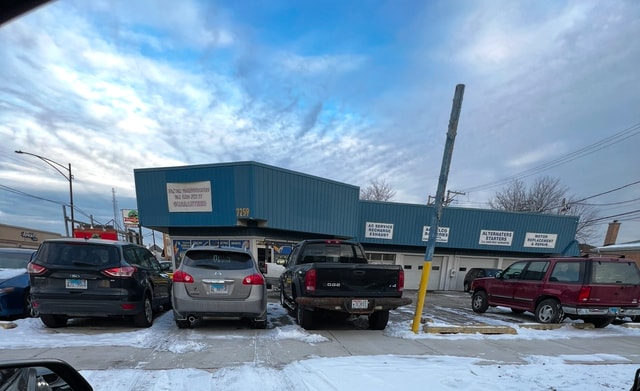 7259 W Irving Park Rd, Chicago, IL à vendre - Photo principale – Image 1 sur 2