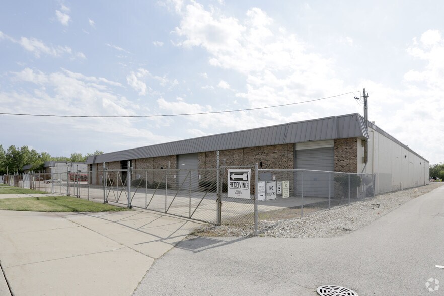 700-750 S Chestnut Ave, Park City, IL à vendre - Photo de l’immeuble – Image 2 sur 6