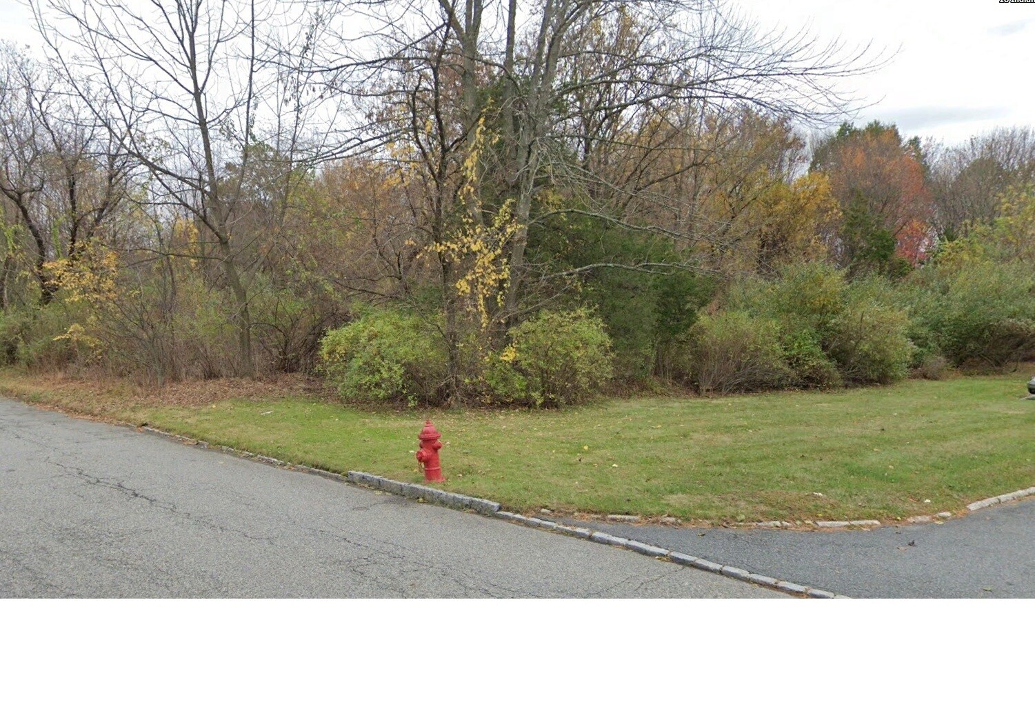 47 Indian Ln E, Montville, NJ à vendre Photo de l’immeuble– Image 1 sur 3